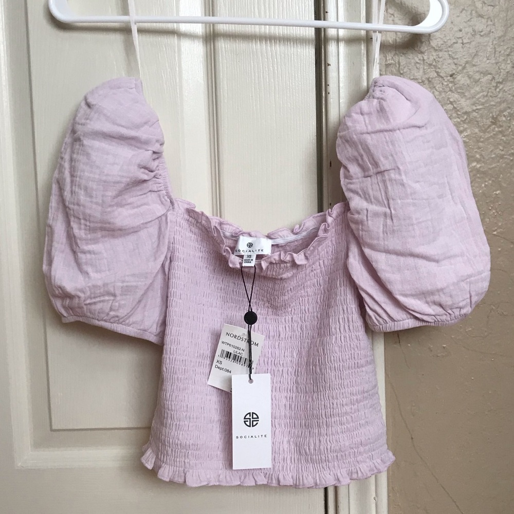 NWT Puff Sleeve Smocked Crop Top